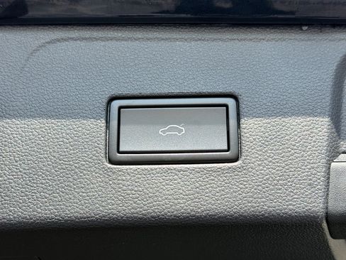 Used 2021 Volkswagen Atlas SE FWD image 10