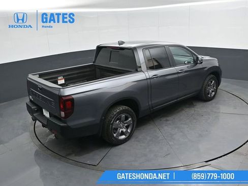 Certified 2024 Honda Ridgeline TrailSport image 39
