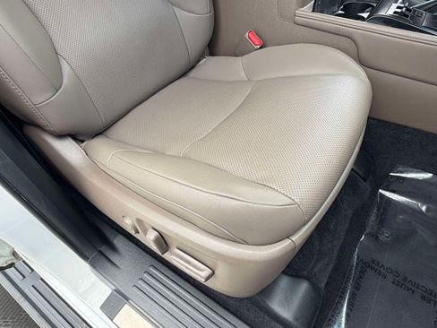 Used 2021 Lexus GX 460 Premium w/ Premium Package AWD/4WD image 30