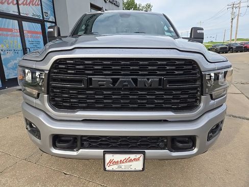 Used 2024 RAM 2500 Big Horn w/ Night Edition AWD/4WD image 15