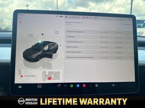 Used 2023 Tesla Model 3 Standard Range image 13