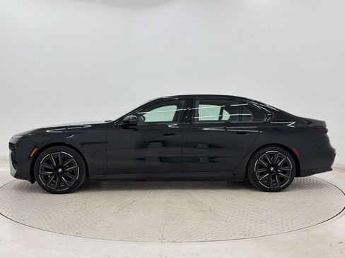 New 2026 BMW i7 xDrive60 AWD/4WD image 2