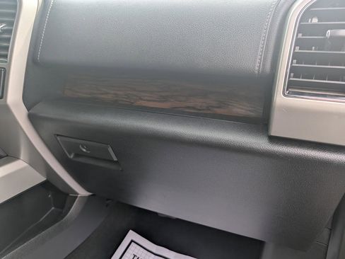 Used 2018 Ford F150 Lariat w/ Equipment Group 502A Luxury image 36