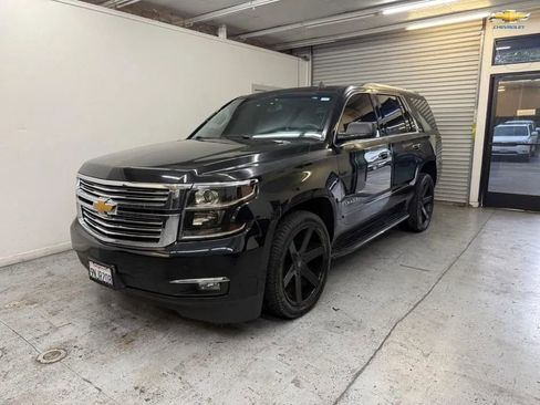 Used 2015 Chevrolet Tahoe LTZ RWD image 3
