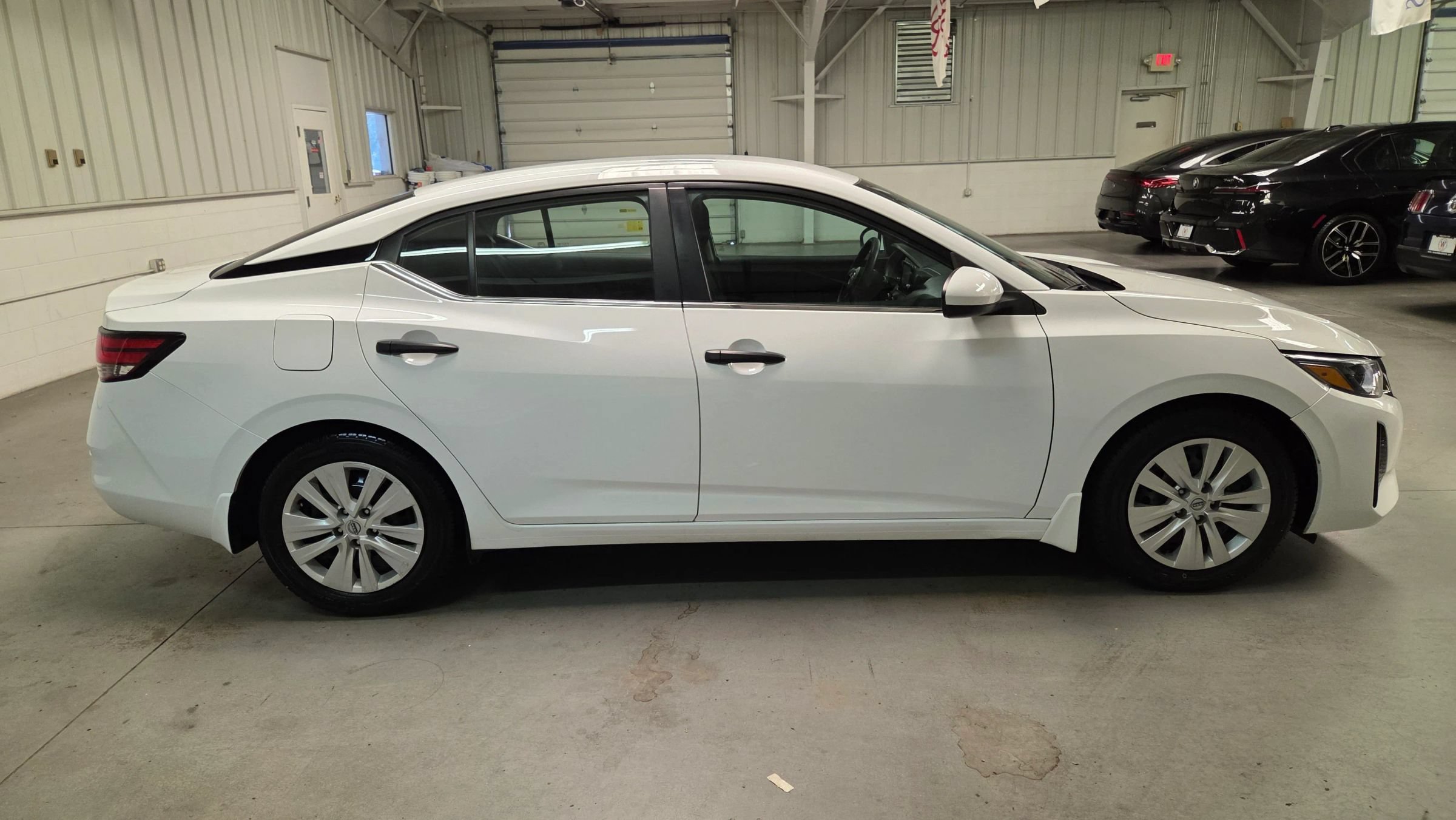 Used 2024 Nissan Sentra S FWD image 9
