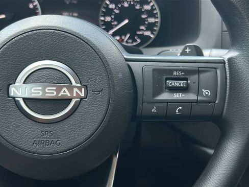 Used 2025 Nissan Pathfinder S AWD/4WD image 28