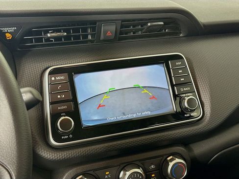 Used 2024 Nissan Kicks S image 13