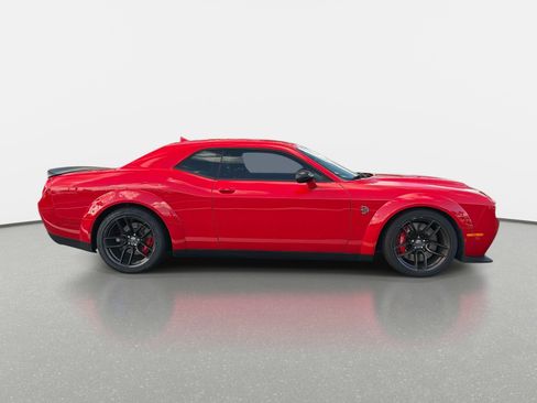 Used 2023 Dodge Challenger SRT Hellcat RWD image 2