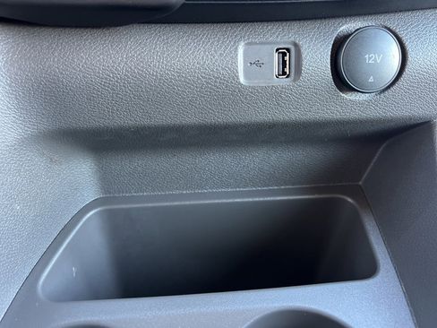 Used 2025 Ford Transit 350 XLT image 29