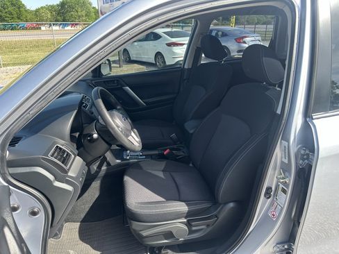Used 2018 Subaru Forester 2.5i w/ Alloy Wheel Package image 15