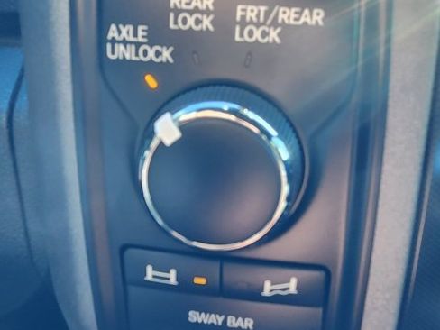 Used 2018 RAM 2500 Power Wagon w/ Luxury Group image 22