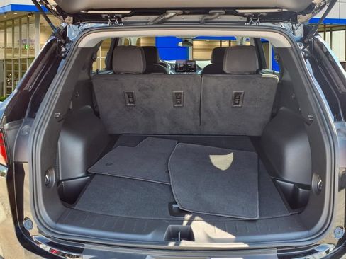 Used 2026 Chevrolet Blazer LT FWD image 24