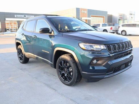 New 2026 Jeep Compass Latitude image 1
