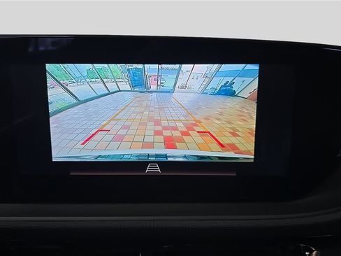 Used 2024 Buick Envista Sport Touring w/ Convenience I Package FWD image 21
