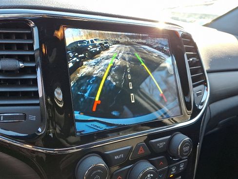 Certified 2020 Jeep Grand Cherokee Laredo w/ 18" Wheel & 8.4" Radio Group image 19