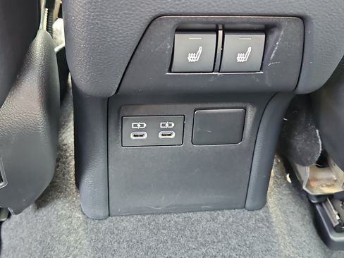 Used 2024 Toyota Prius Limited w/ Limited Premium Package AWD/4WD image 18