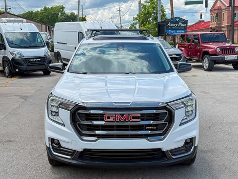 Used 2022 GMC Terrain AT4 AWD/4WD image 4