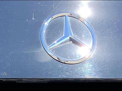 Used 2025 Mercedes-Benz C 300 Sedan image 10