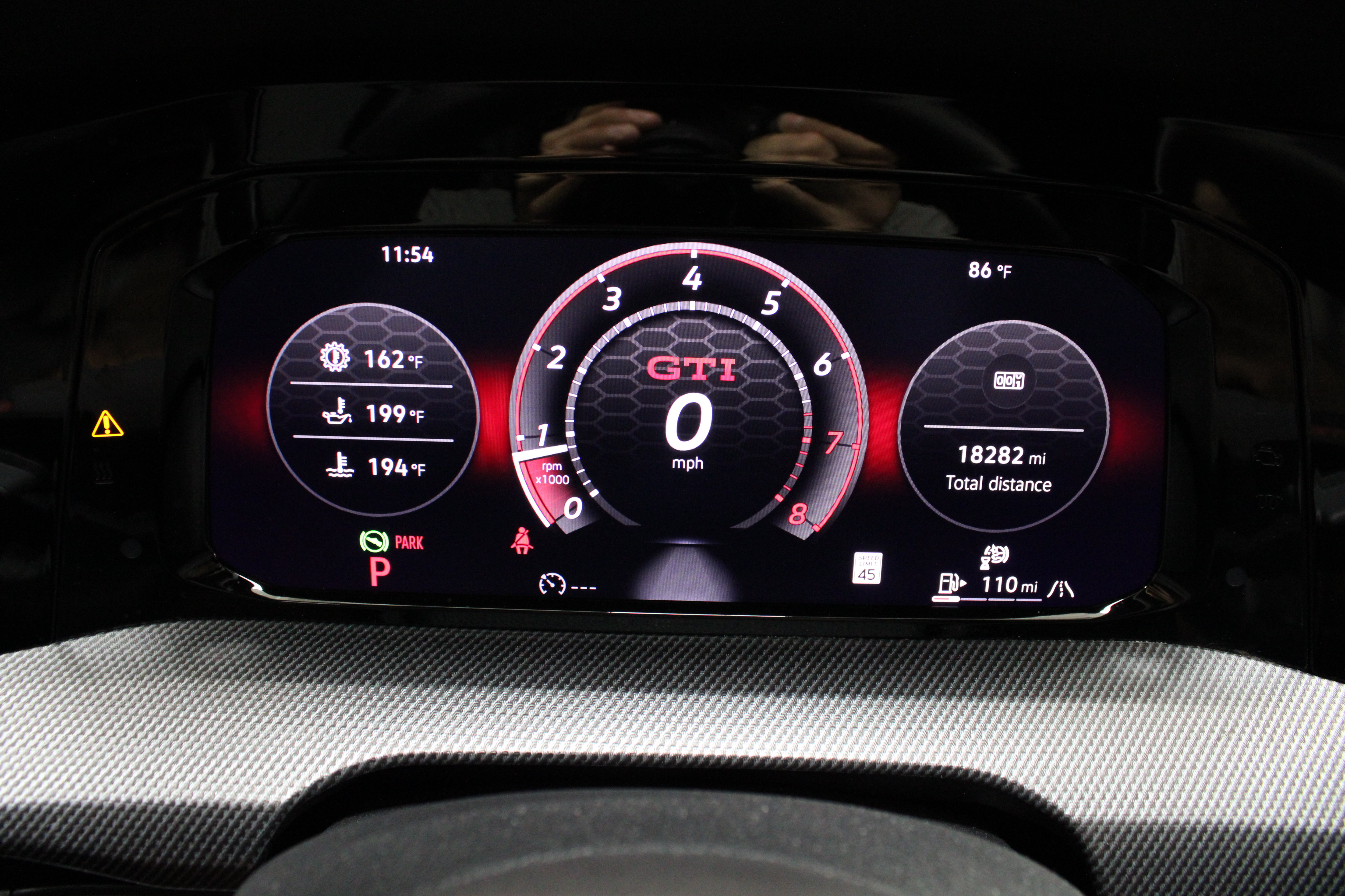 Used 2025 Volkswagen GTI SE FWD image 40