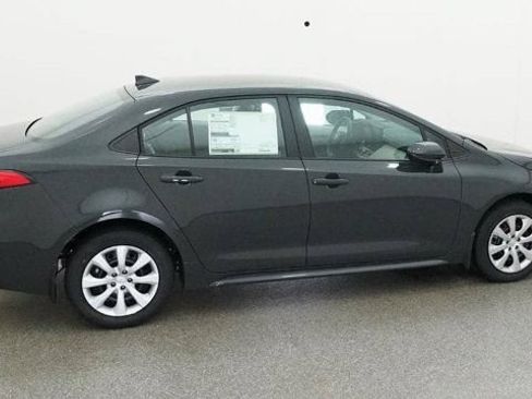 New 2026 Toyota Corolla LE FWD image 9