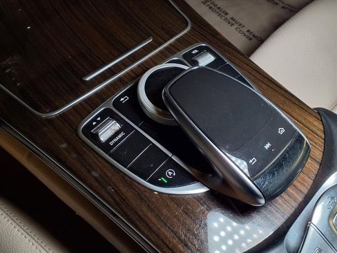 Used 2019 Mercedes-Benz C 300 Cabriolet image 7