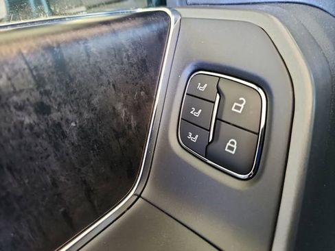 New 2025 Ford F250 Lariat w/ Lariat Ultimate Package image 11