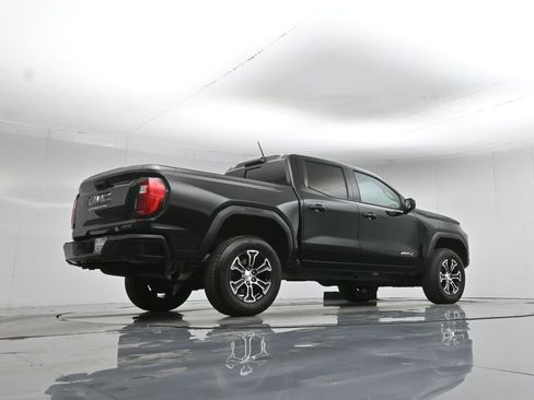 Used 2023 GMC Canyon AT4 AWD/4WD image 43