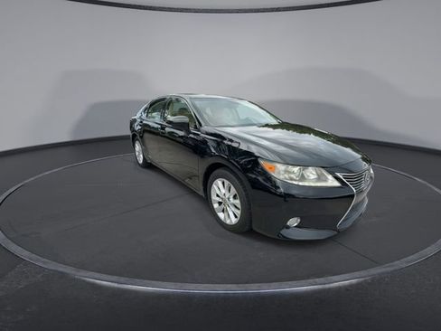 Used 2013 Lexus ES 300h w/ Luxury Pkg FWD image 2