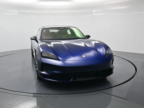 New 2026 Porsche Taycan image 33