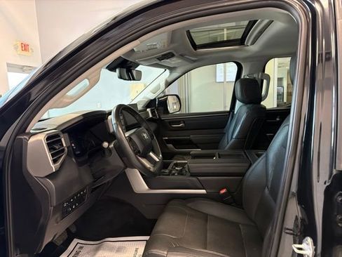 Used 2022 Toyota Tundra Limited w/ Power Package AWD/4WD image 13
