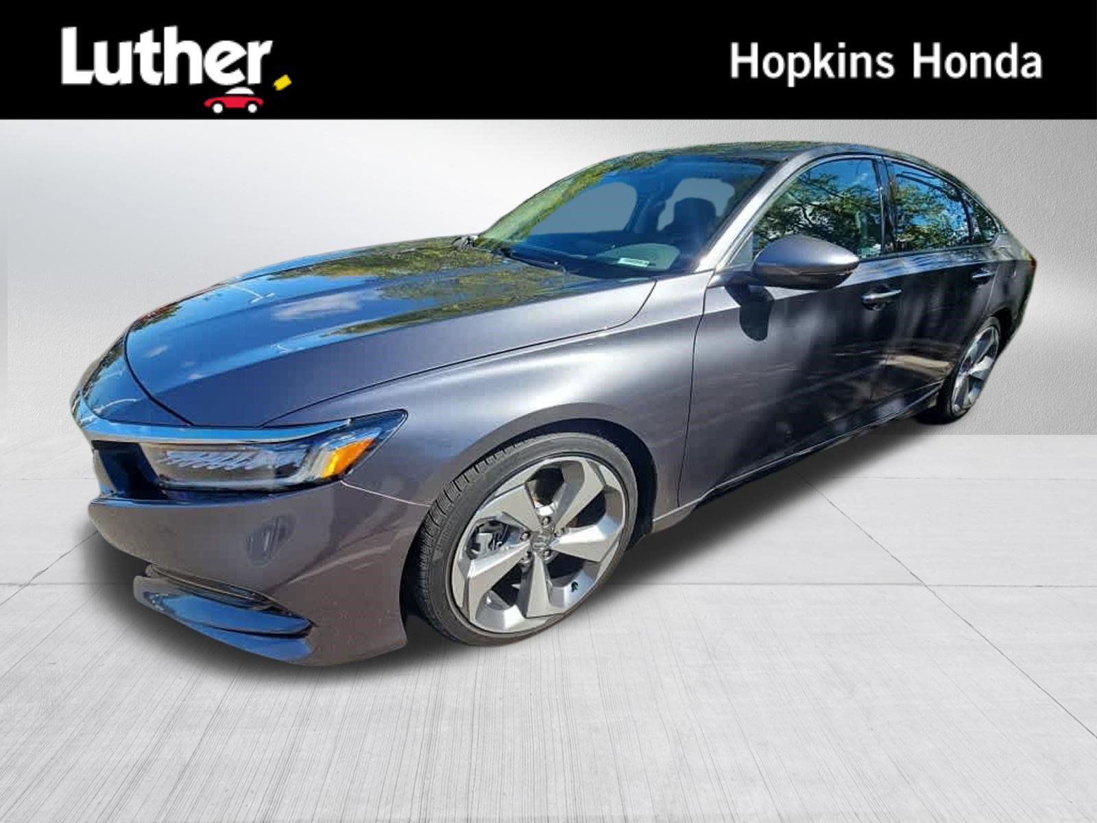 Used 2018 Honda Accord Touring image 1