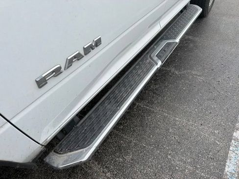 Used 2021 RAM 2500 Tradesman w/ Chrome Appearance Group AWD/4WD image 12