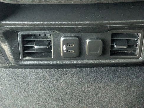 Used 2019 GMC Sierra 1500 SLT image 30