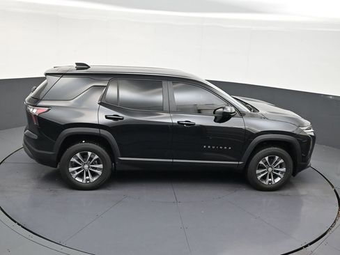 Used 2025 Chevrolet Equinox LT w/ Safety and Technology Package FWD image 18