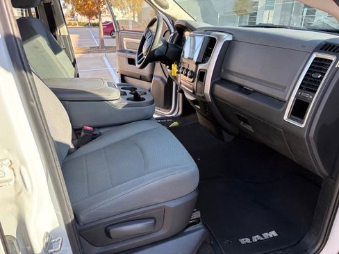 Used 2017 RAM 1500 Classic SLT image 18