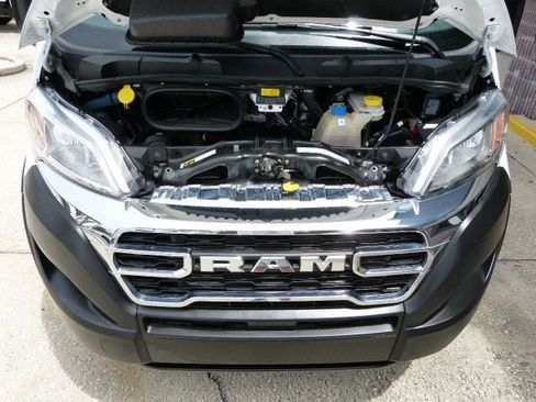 Used 2025 RAM ProMaster 2500 w/ U-Haul Equipment Group FWD image 9