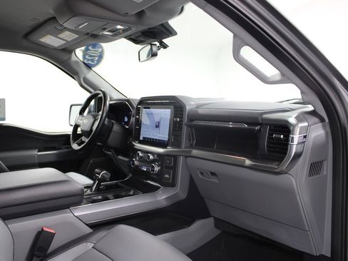 Certified 2023 Ford F150 Lariat image 30