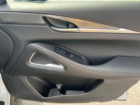 Certified 2026 INFINITI QX60 Luxe w/ Cargo Package FWD image 15