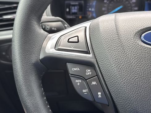 Used 2022 Ford Edge SEL w/ Convenience Package AWD/4WD image 14