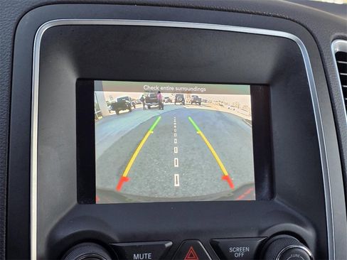 Used 2020 Dodge Durango SXT image 15