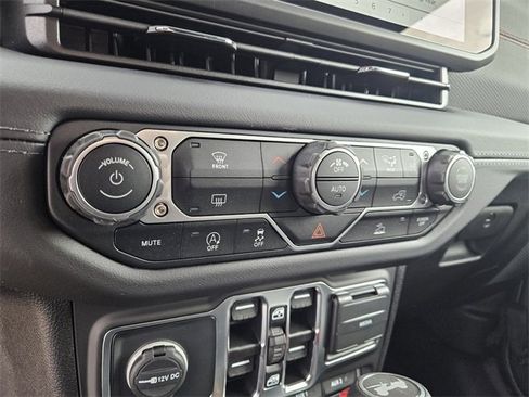 New 2025 Jeep Wrangler Rubicon image 9