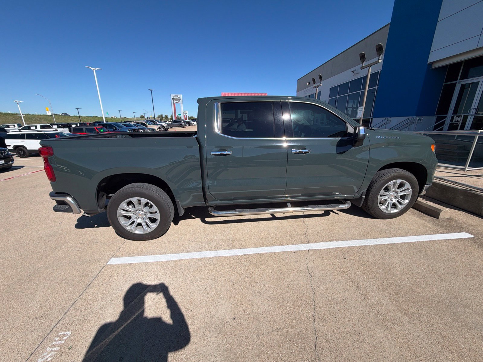 Used 2025 Chevrolet Silverado 1500 LTZ RWD image 19