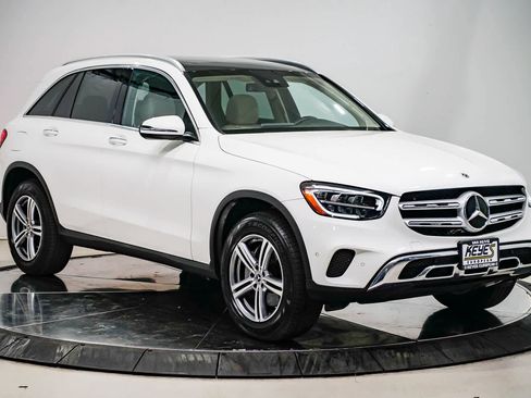 Certified 2022 Mercedes-Benz GLC 300 4MATIC image 5