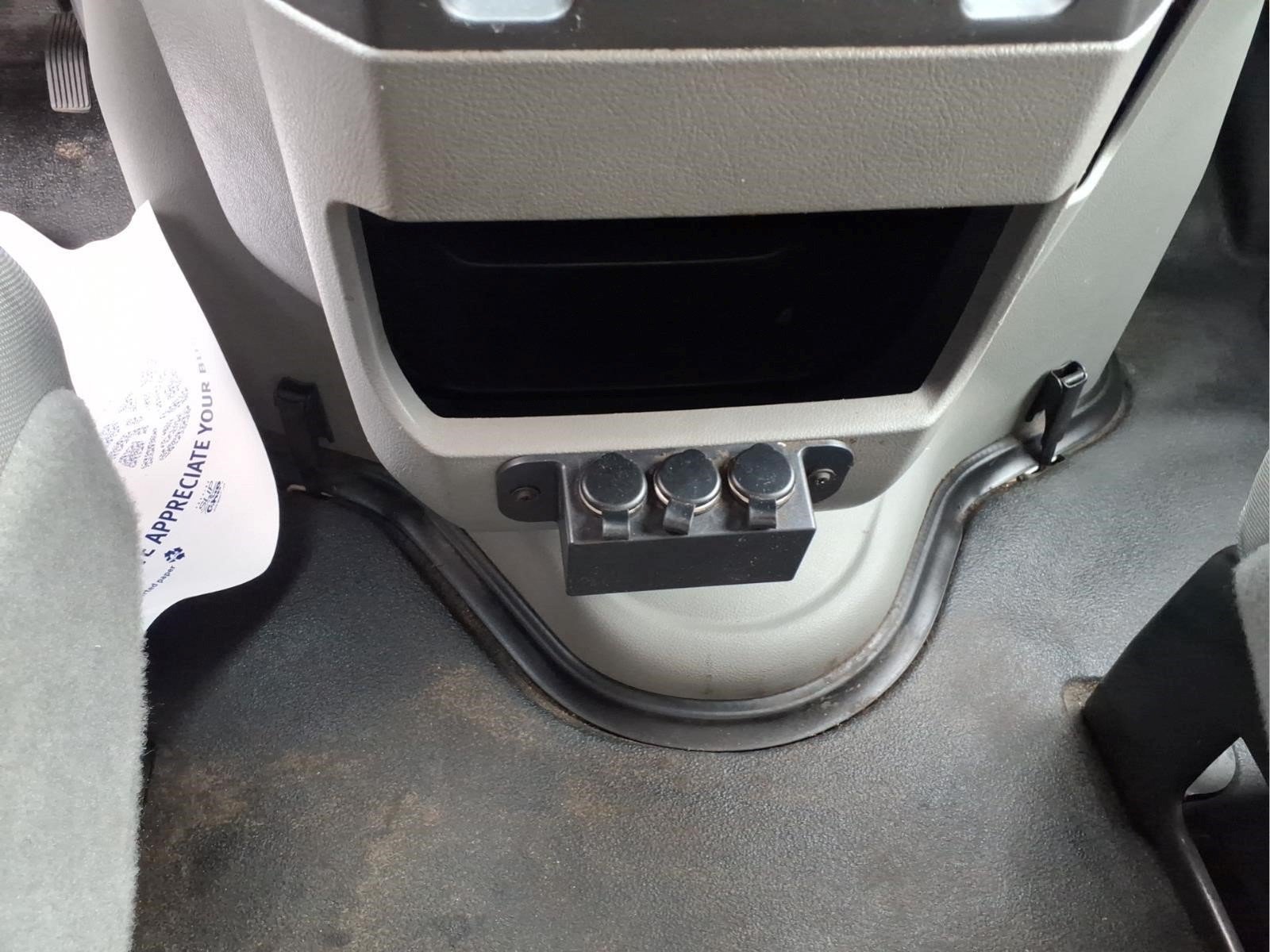 Used 2019 Ford E-350 and Econoline 350 Super Duty w/ Power Windows & Locks Group RWD image 9