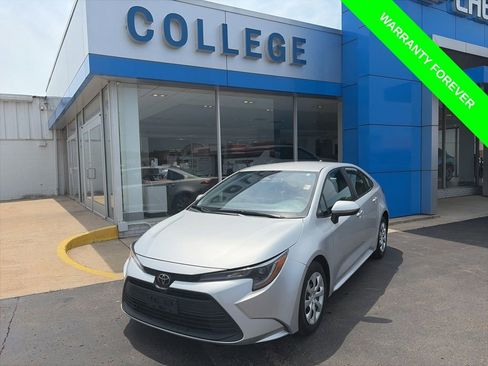 Used 2024 Toyota Corolla LE FWD image 1