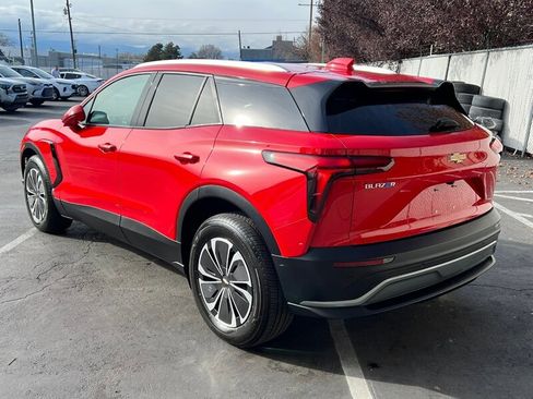 Used 2024 Chevrolet Blazer EV LT image 5