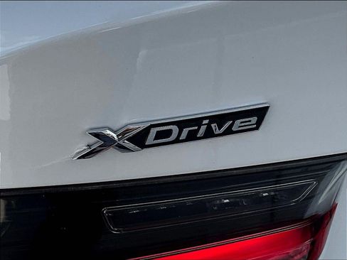 Used 2023 BMW 330i xDrive Sedan w/ Premium Package AWD/4WD image 24