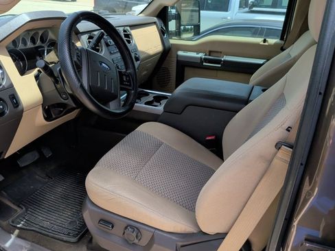 Used 2016 Ford F250 XLT w/ XLT Value Package AWD/4WD image 12