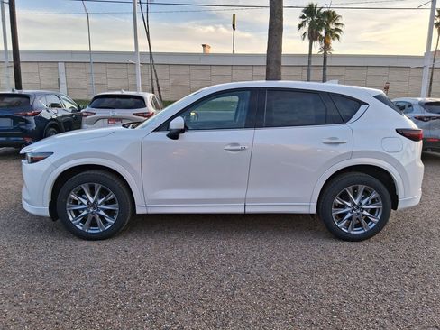 New 2025 MAZDA CX-5 AWD 2.5 S w/ Premium Plus Pkg image 4
