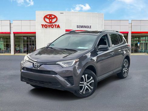 Used 2016 Toyota RAV4 LE FWD image 1